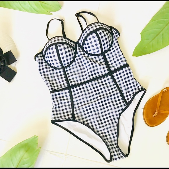 ππΏπ΄πΌπ· πππ-πππππ SWIMSUIT - Picture 2 of 8